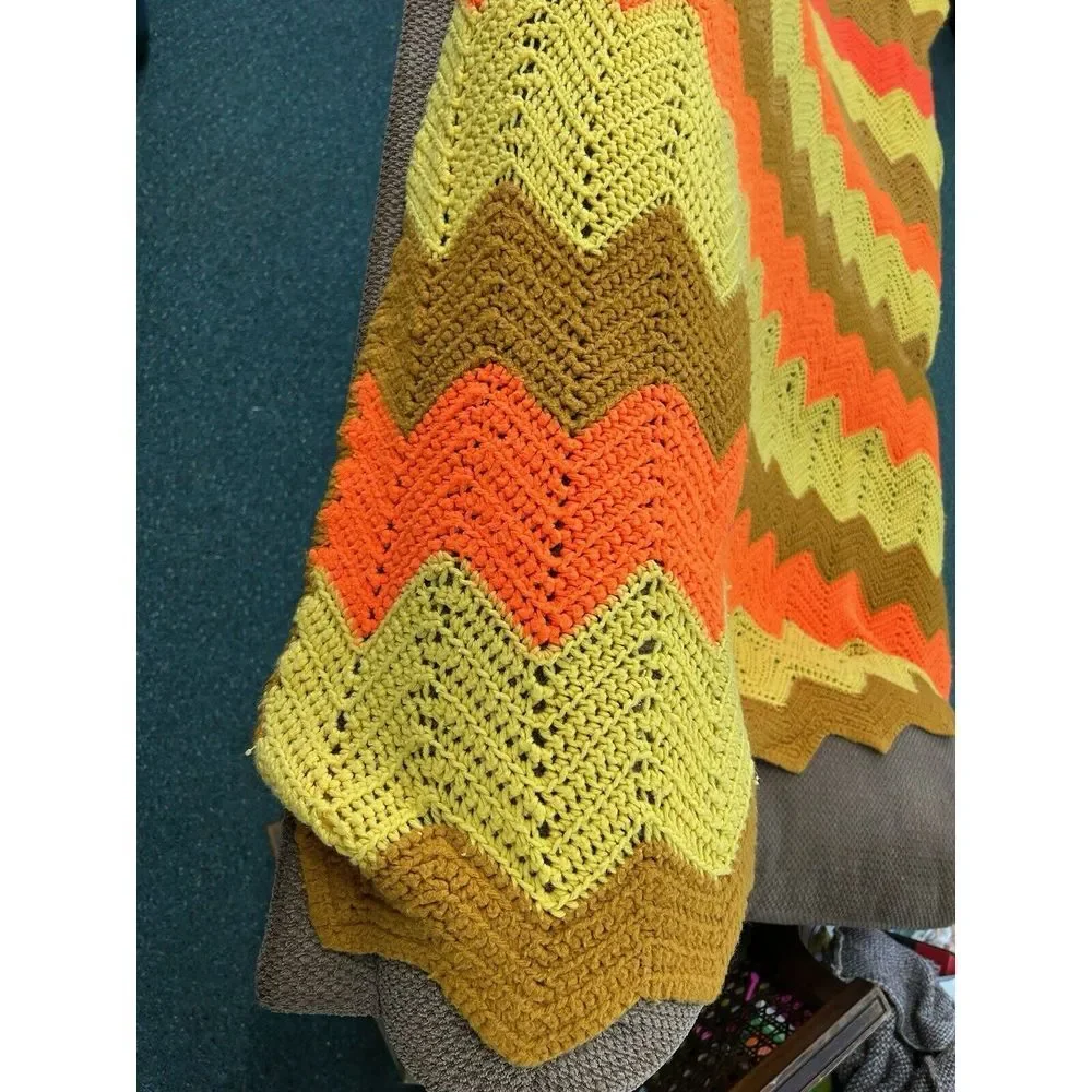 Vintage Handmade Crochet Afghan Throw Orange Brown 70s 95X60‎